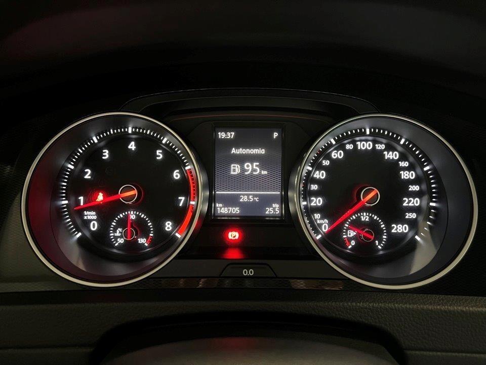 Volkswagen Golf GTI Performance 2.0 TSI DSG 5p
