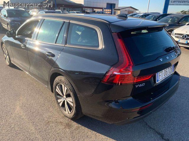 VOLVO V60 2.0 d3 Business geartronic - FT067ZB