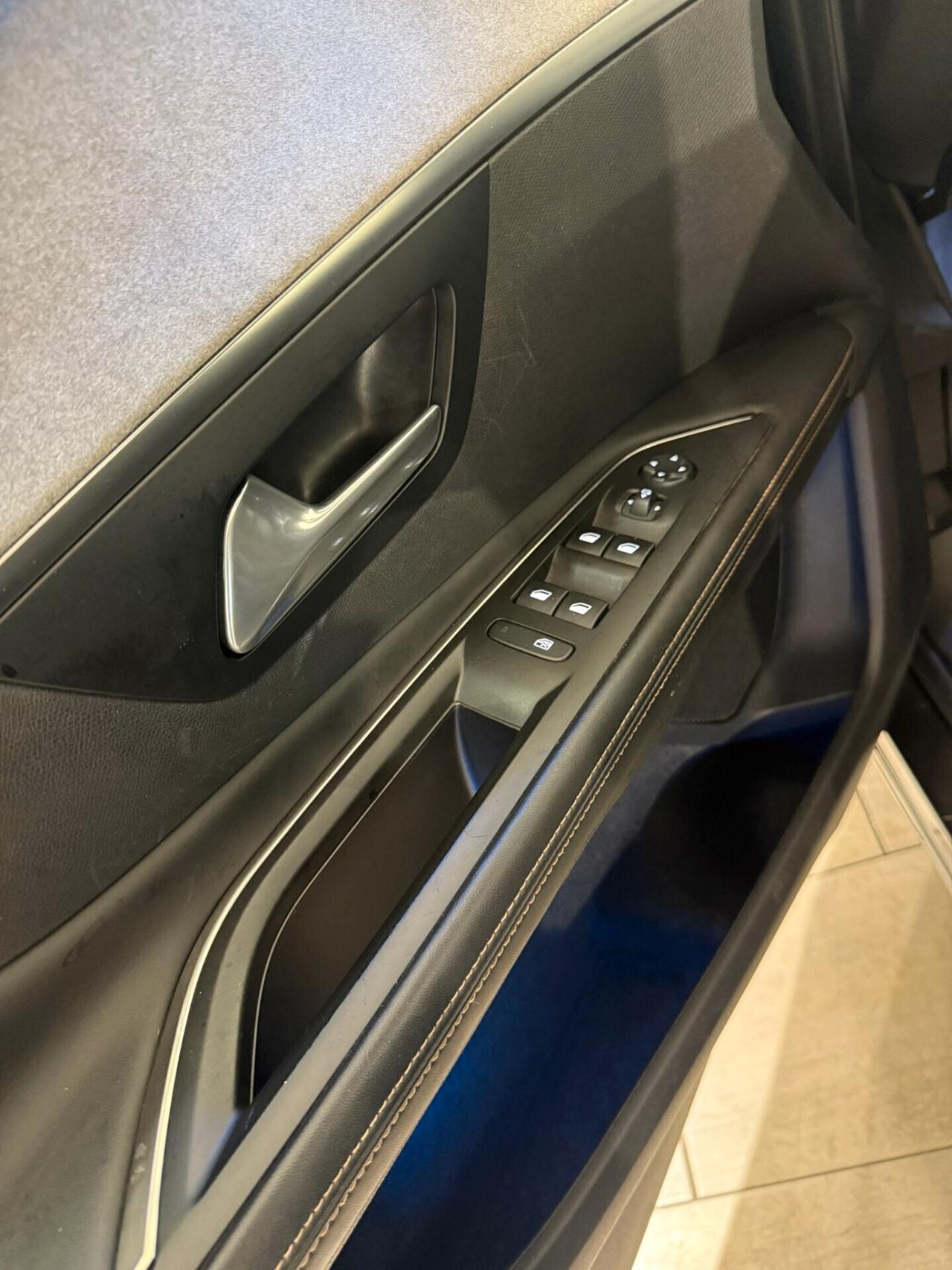 PEUGEOT 3008 BLUEHDI 180 S&S EAT8 GT 2018 CON SOLI 110.000 KM