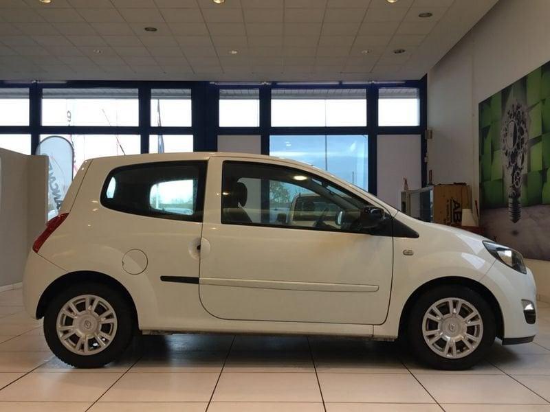 Renault Twingo LIVE 1.2 75cv