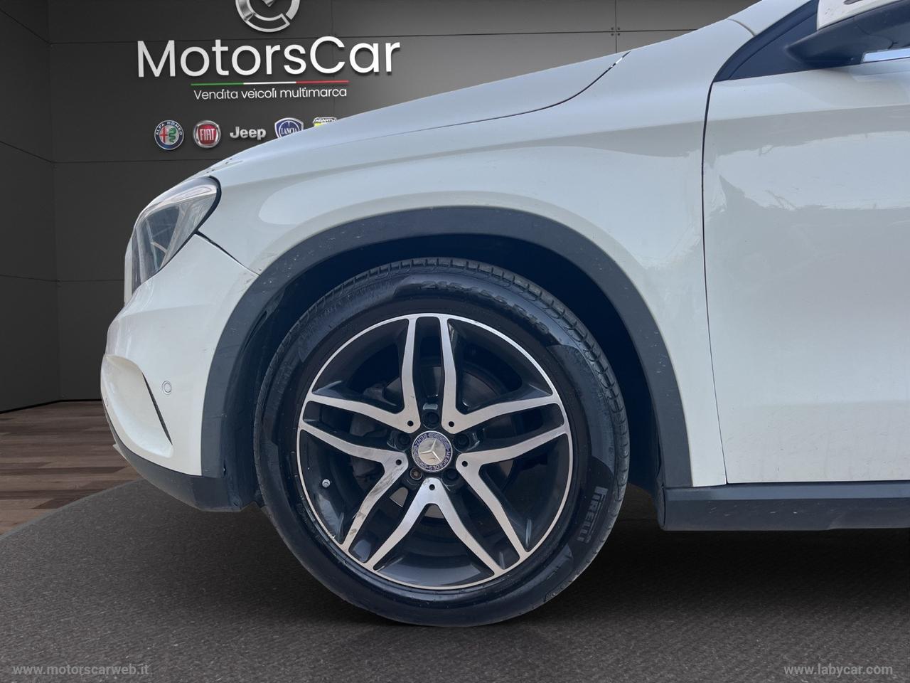 MERCEDES-BENZ GLA 200 CDI Automatic Sport