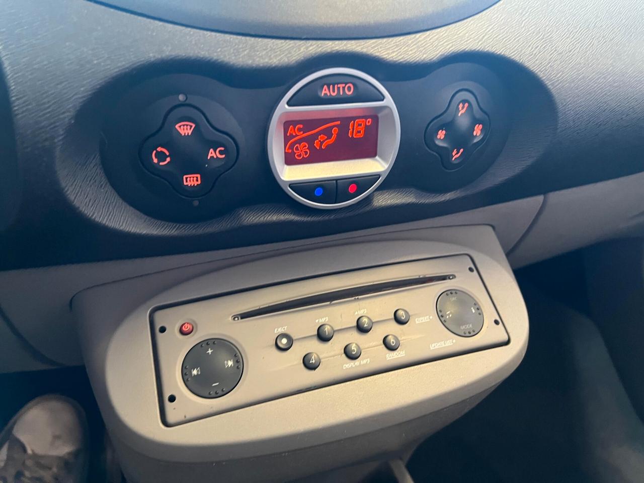 Renault Twingo 1.2 16V TCE GT