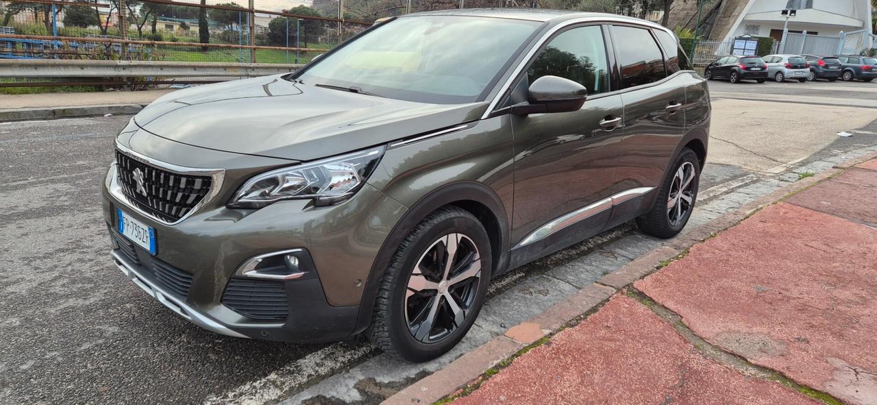 Peugeot 3008 1.5 diesel - GARANZIA