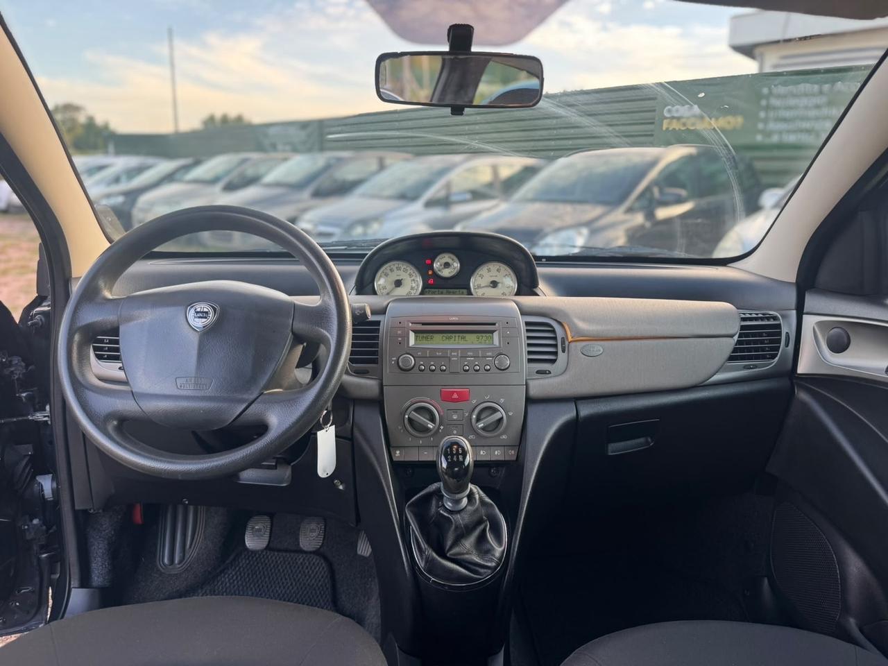 Lancia Ypsilon 1.2 Argento