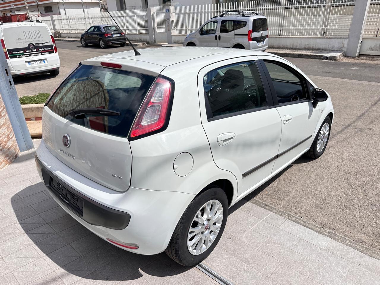 Fiat Punto Evo 1.4 M.Air Emotion-2011