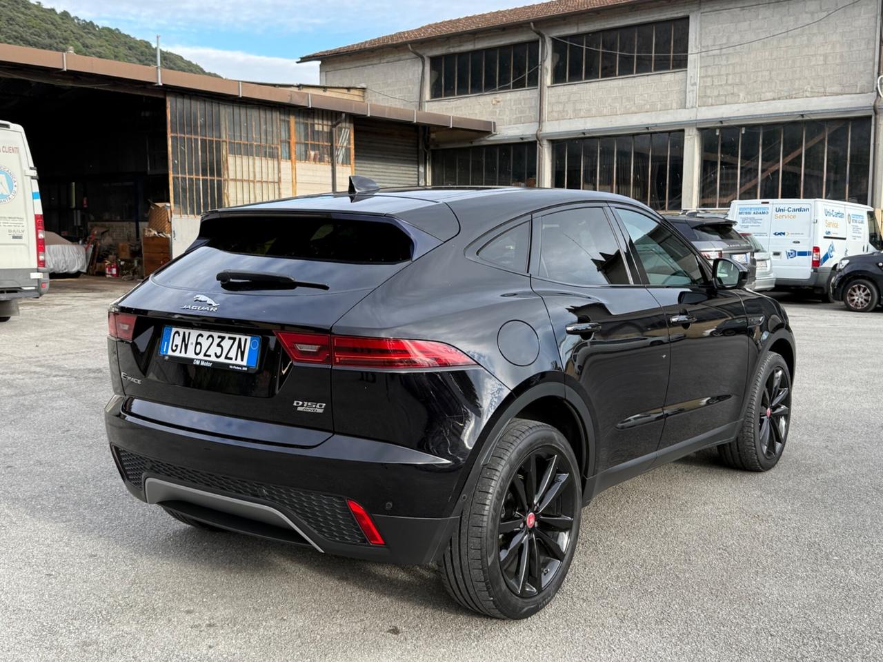 Jaguar E-Pace 2.0D 150 CV AWD aut. R-Dynamic SE