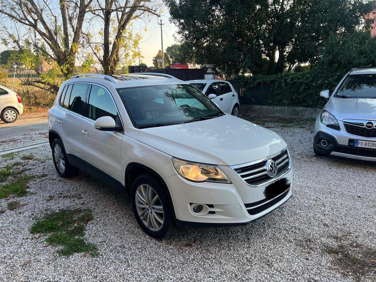 Volkswagen Tiguan 2.0 16V TDI DPF Sport & Style (18°)