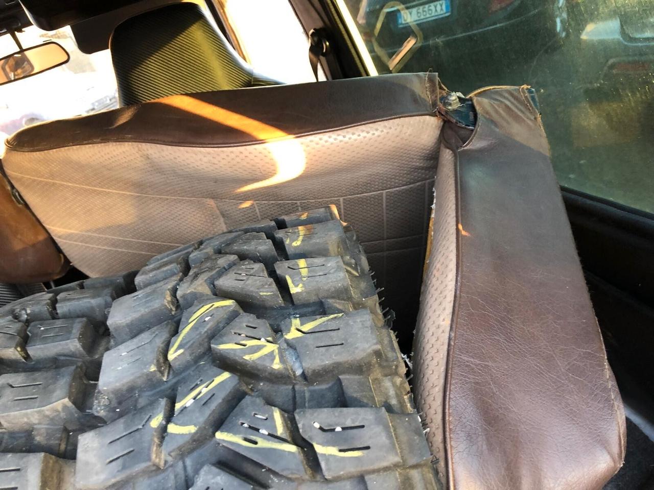 Suzuki SJ 410 Samurai 1.0 Berlina 4 POSTI CON MOTORE REVISIONATO A FEBBRAIO 2026!!!!