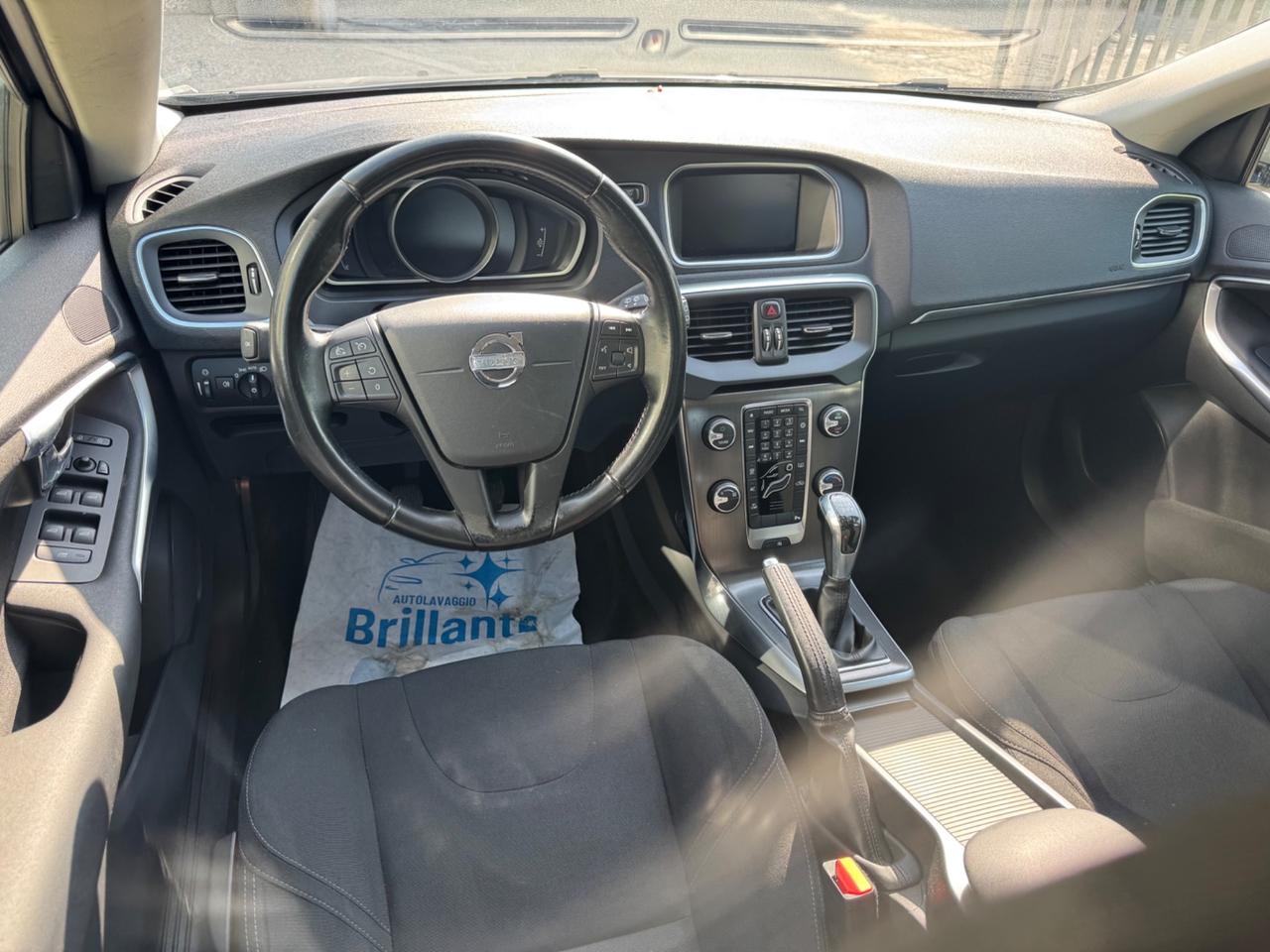 Volvo V40 D2 1.6 Momentum
