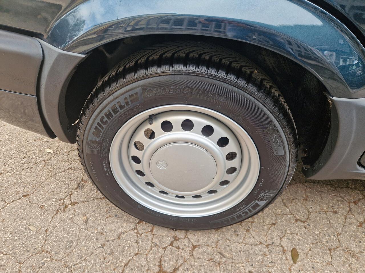 Volkswagen Golf 1300 5 porte GL