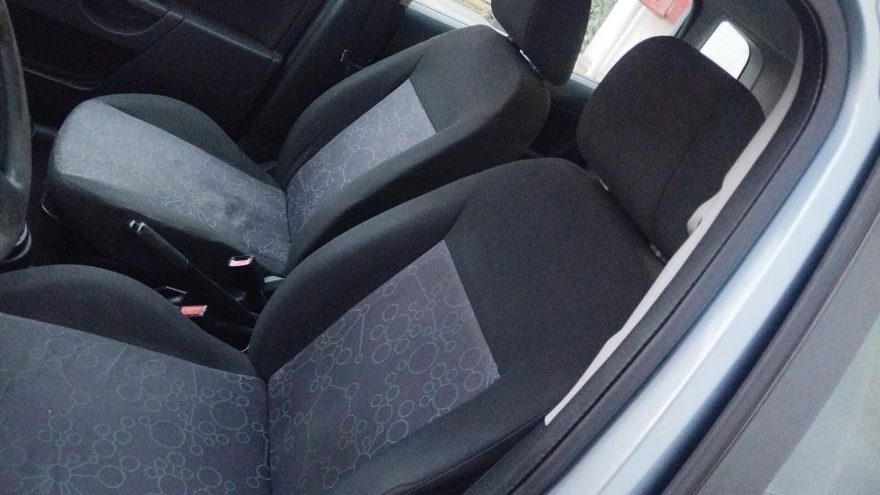 Ford Fiesta 1.4 TDCi 5p. Ghia