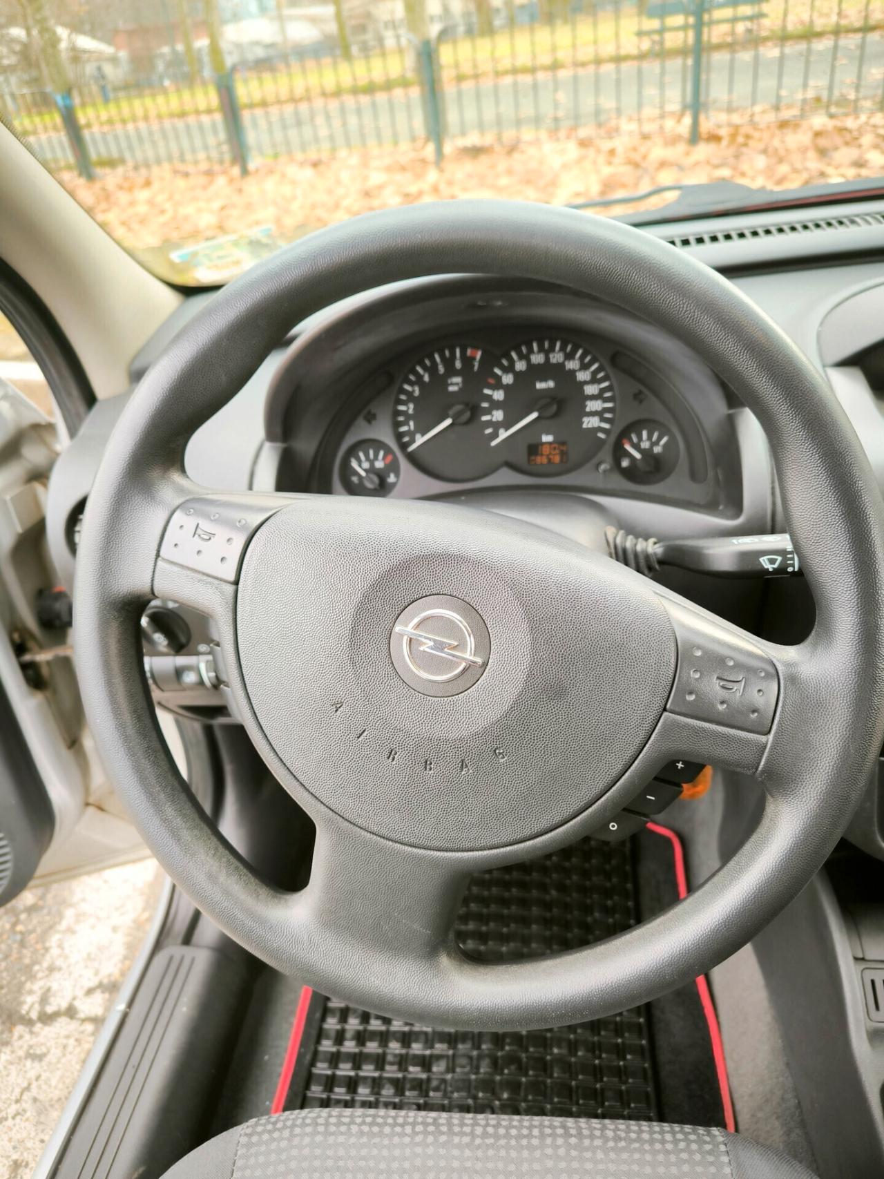 Opel Corsa 1.0i 12V cat 5 porte