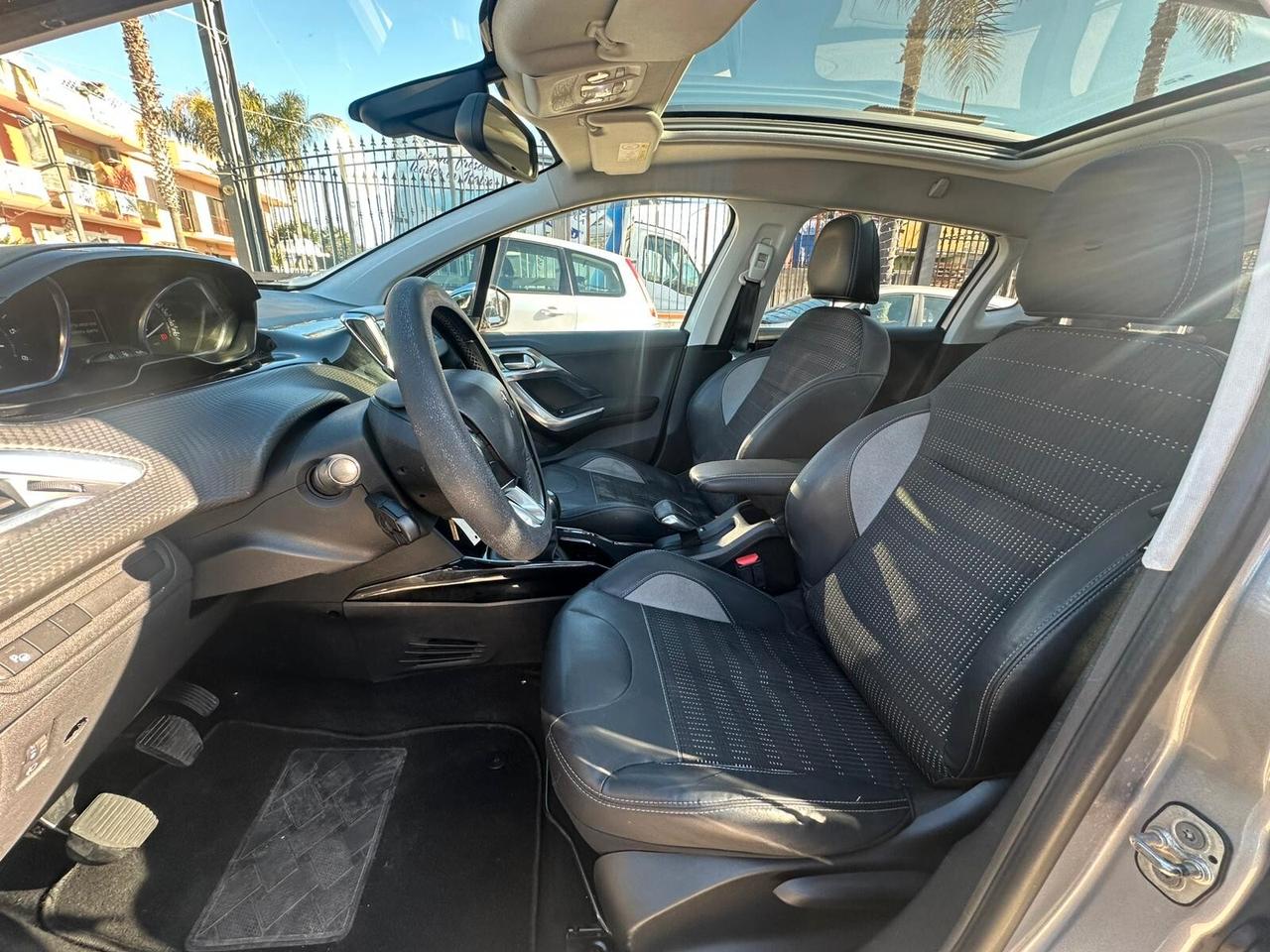 Peugeot 2008 BlueHDi 100 Allure