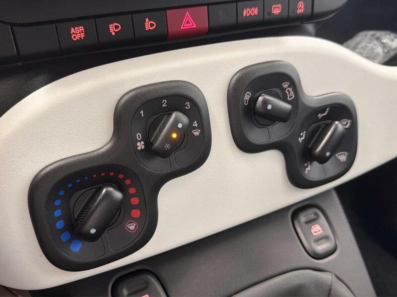 FIAT Pandina 1.0 65cv Hybrid Cross