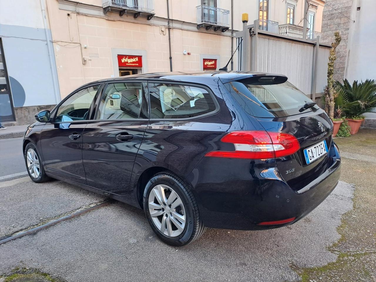 Peugeot 308 1.5 HDI 100 cv solo 60000 km