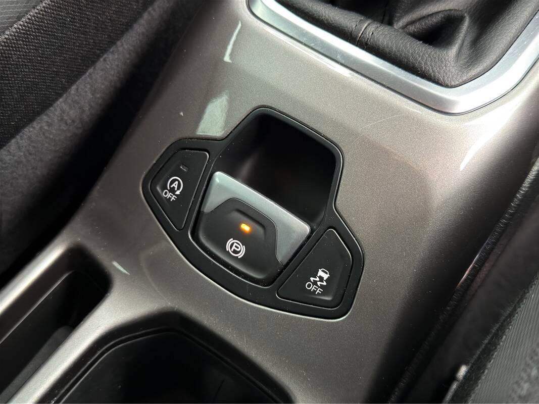 Jeep Renegade 1.6 mjt Limited 130cv Con TELECAMERA & CARPLAY