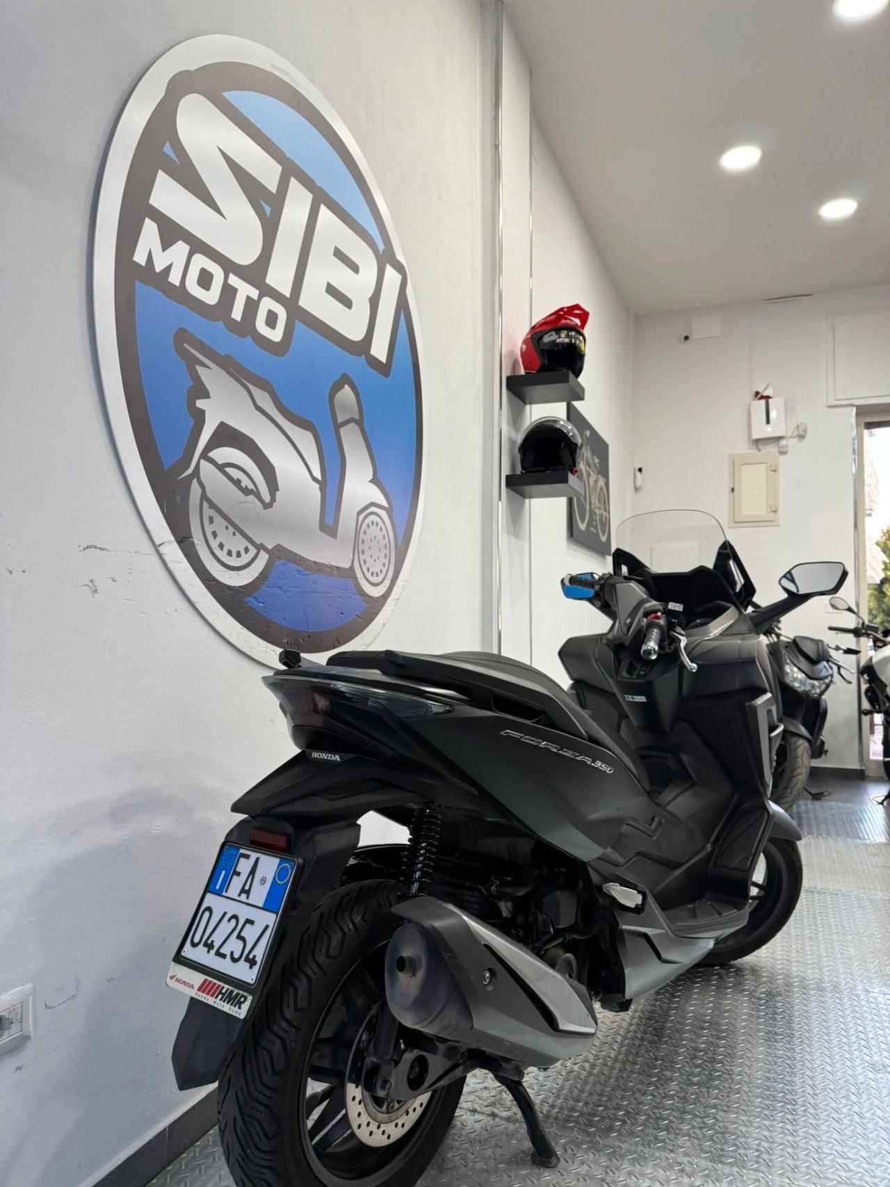 Honda Forza 350