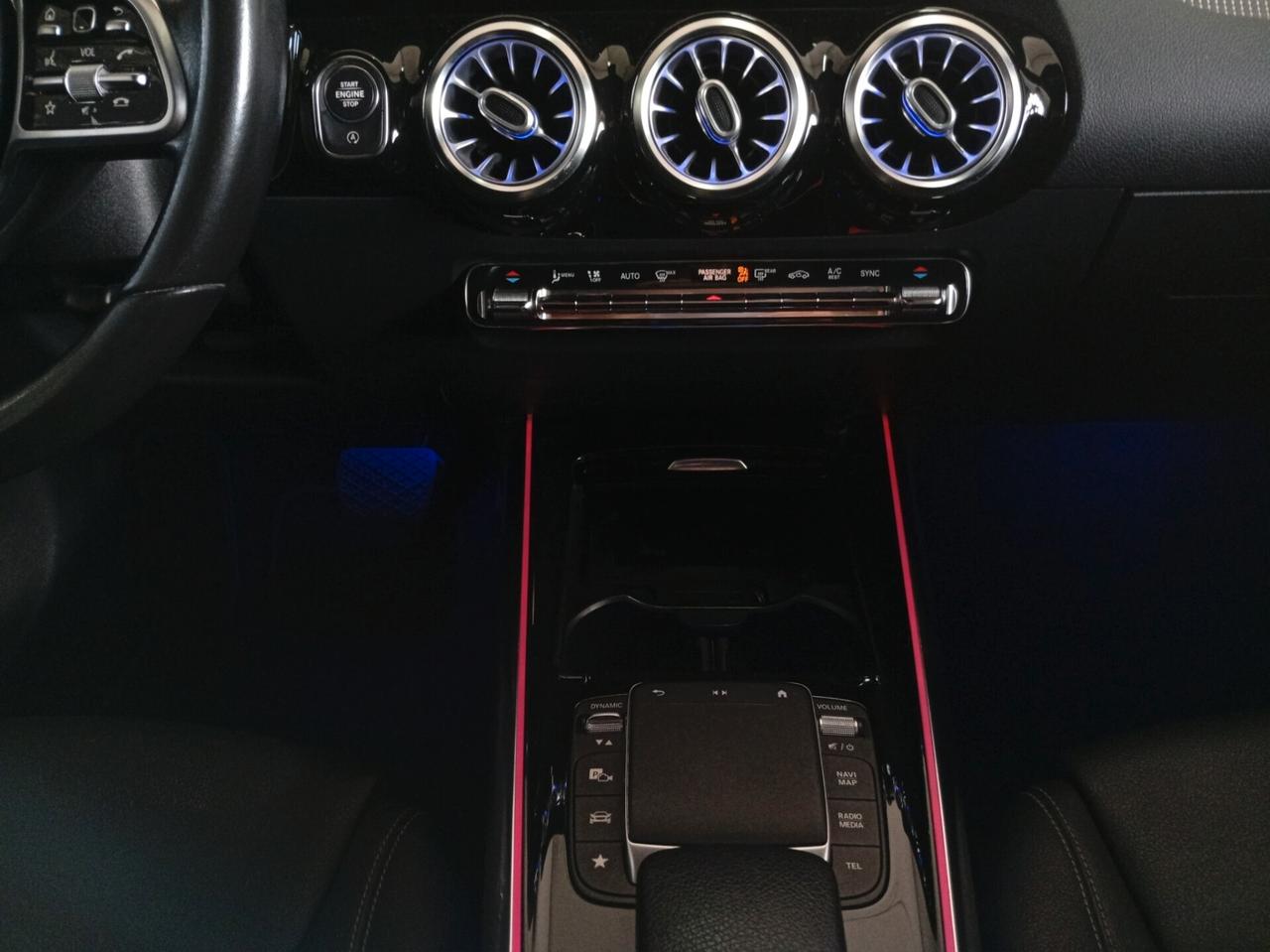 Mercedes-benz GLA 200 d Automatic 4Matic Premium AMG LUCI AMBIENT DISPLAY FULL HD GRANDE