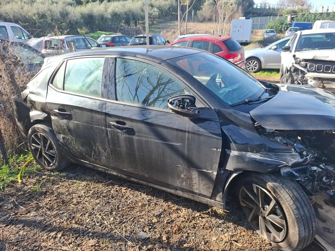 OPEL CORSA 6 SERIE 2024 EURO6E INCIDENTATA