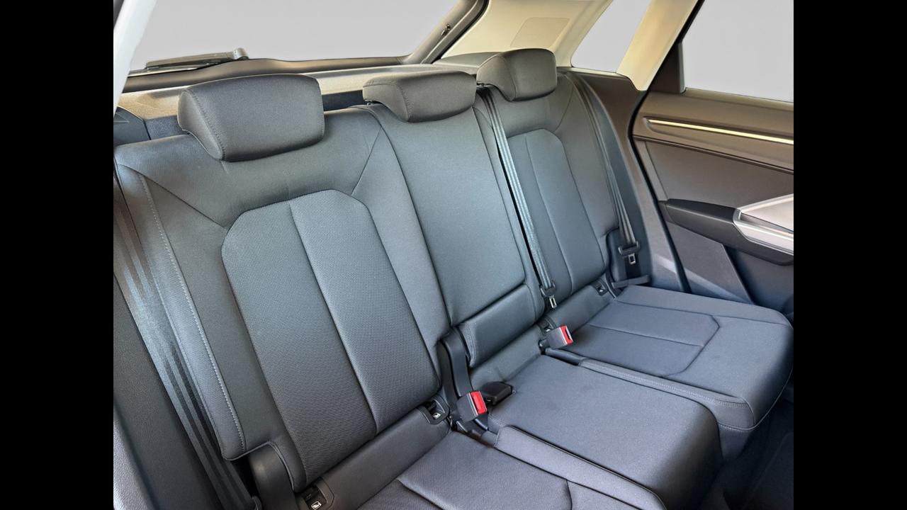 AUDI Q3 II 2018 - Q3 35 2.0 tdi Business s-tronic