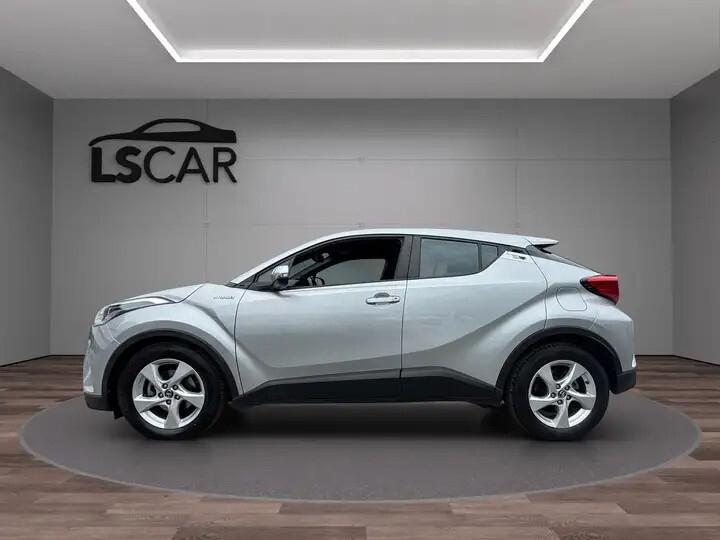 Toyota C-HR Active HYBRID 2wd-Unipro