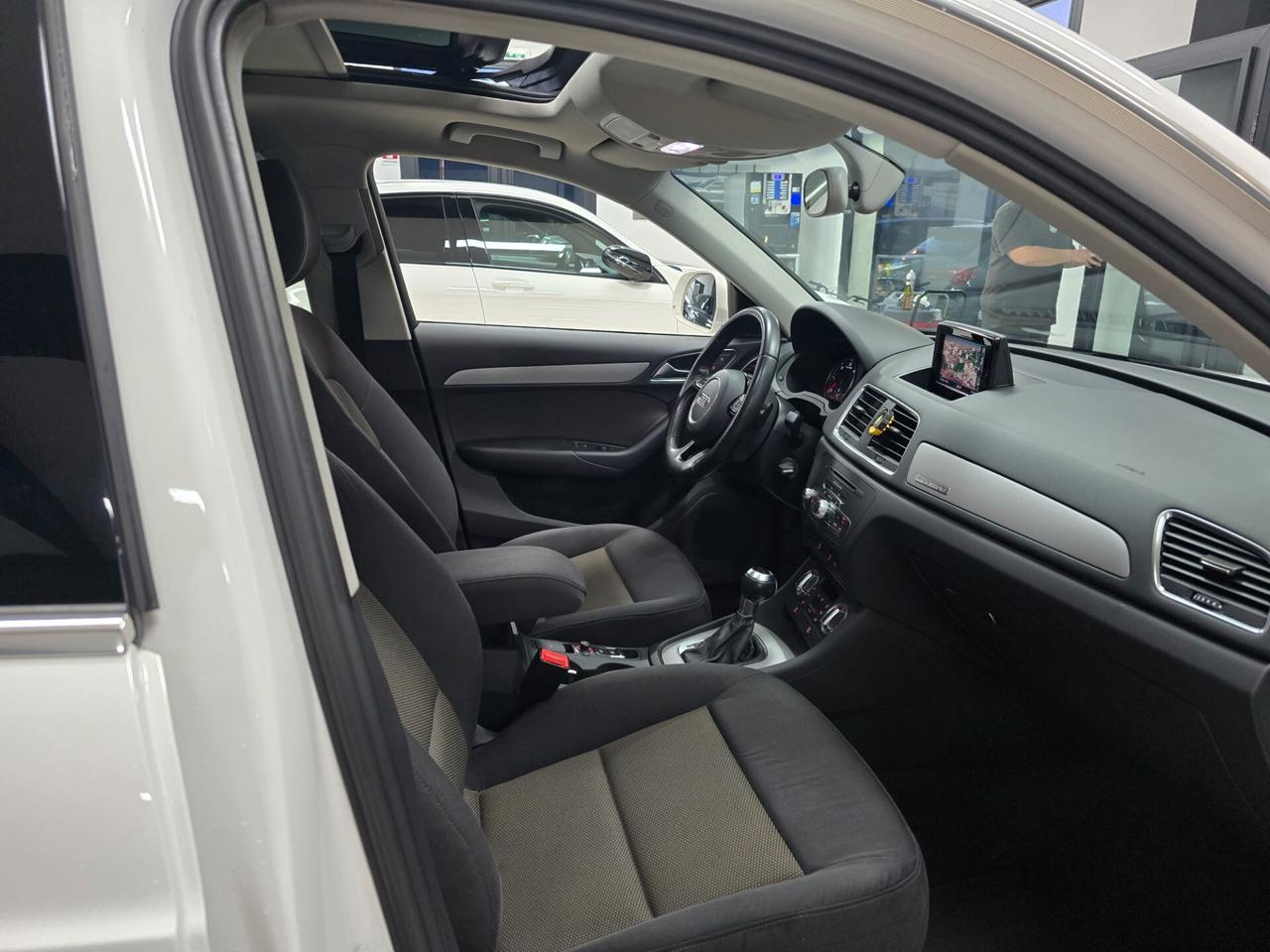 Audi Q3 2.0 TDI quattro 140 cv S tronic Advanced Plus (Tetto)
