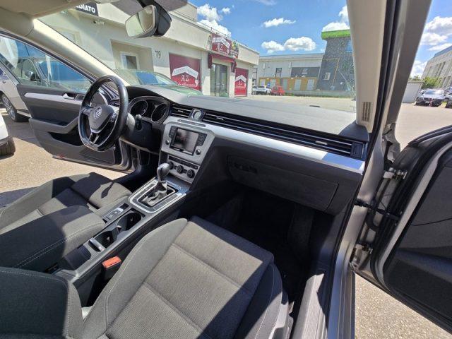 VOLKSWAGEN Passat Variant 1.6 TDI DSG Comfortline BlueMotion Tech.