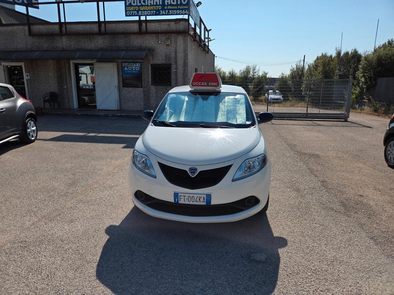 Lancia Ypsilon 1.2 69 CV 5 porte S&S Gold