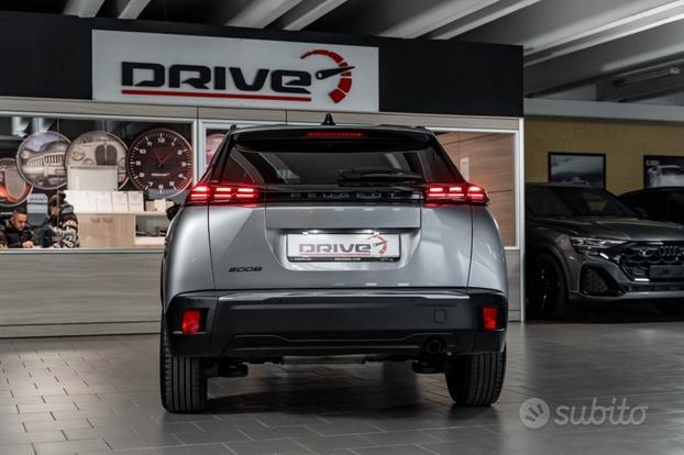 PEUGEOT 2008 PureTech 100 S&S Allure
