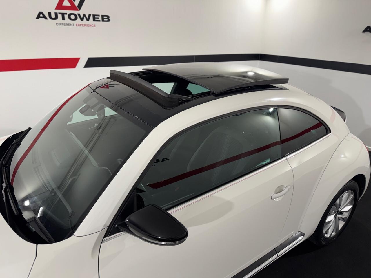 Volkswagen Maggiolino 2.0 TDI DSG Sport