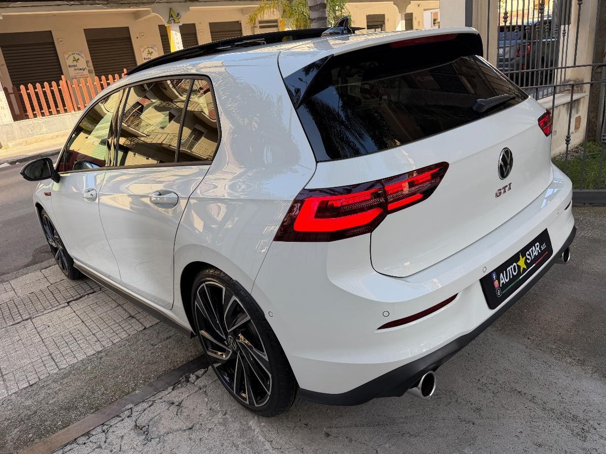 Volkswagen Golf 8 GTI 2.0 TSI 245 CV