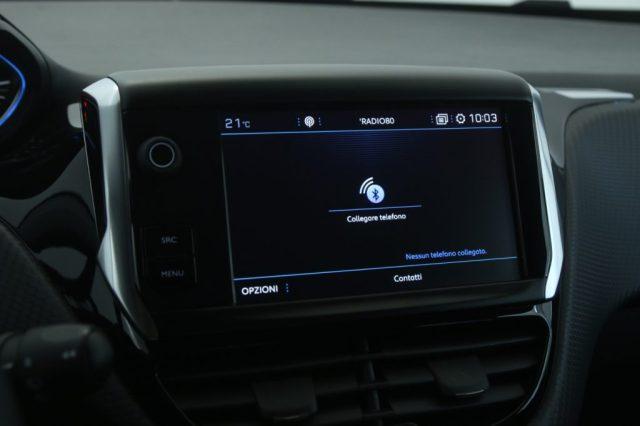 PEUGEOT 2008 BlueHDi 100 Allure Retrocamera