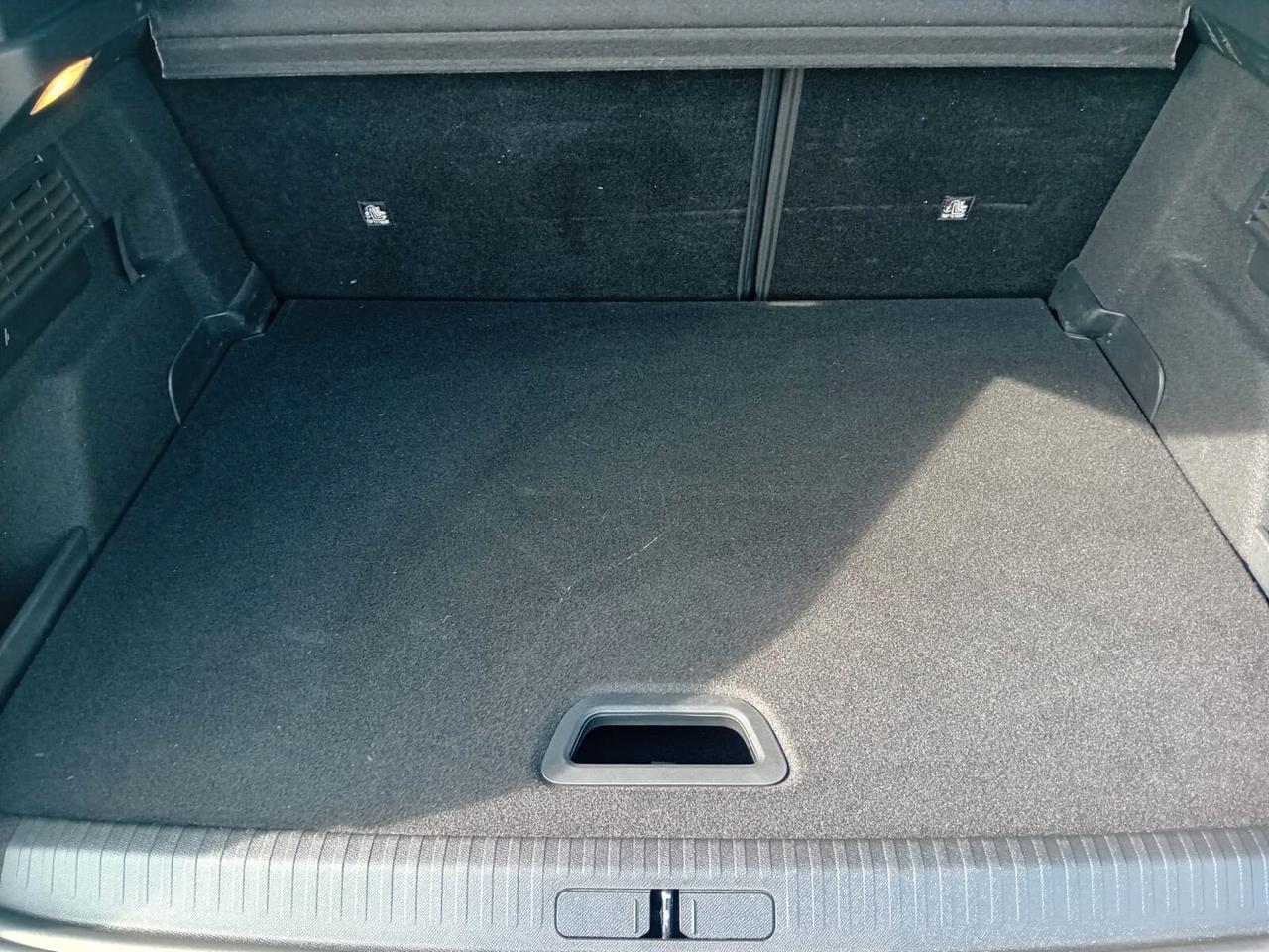 Citroen C4 1.5 Blue Hdi 130 CV AUTO SHINE
