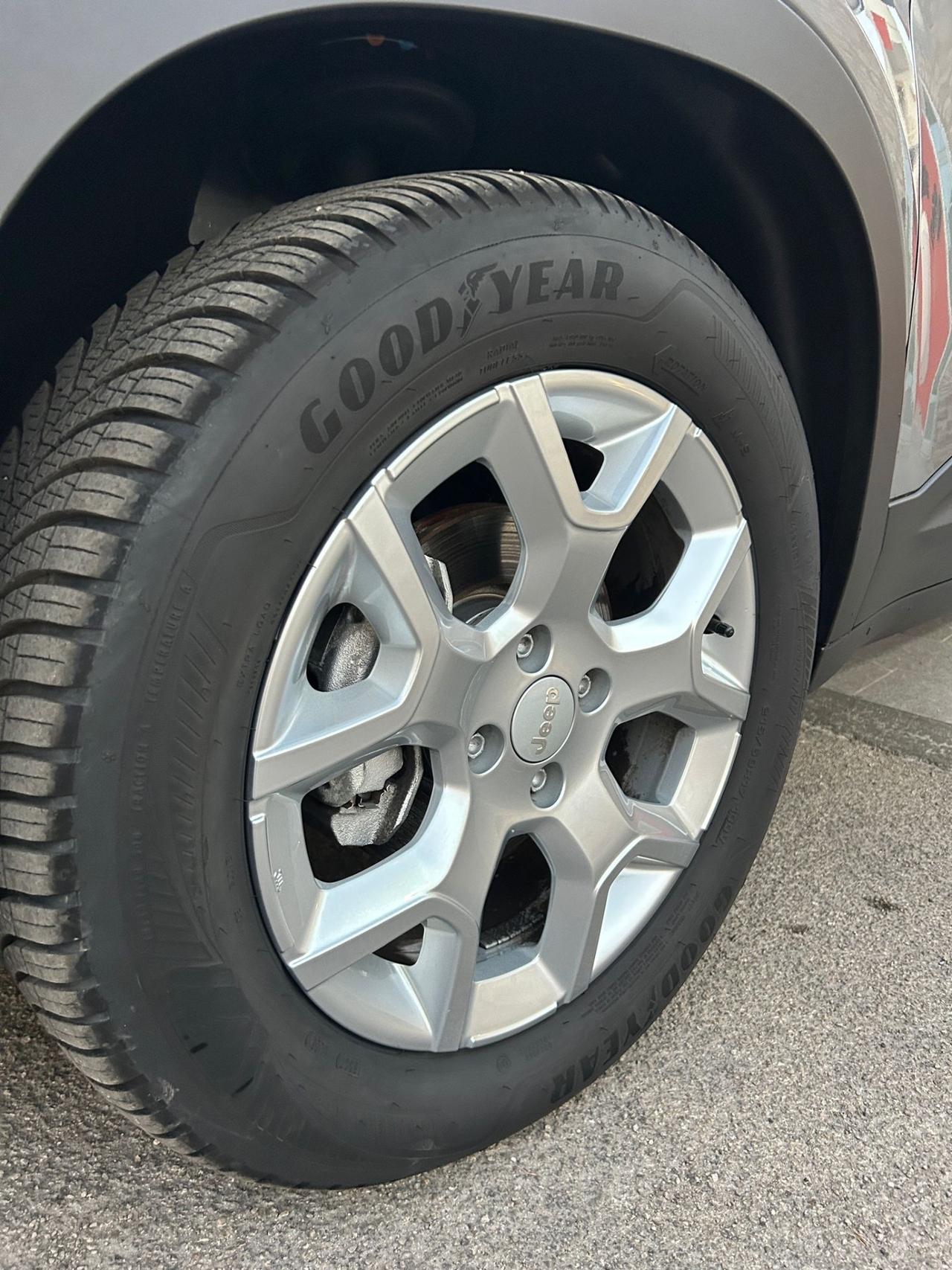 Jeep Avenger 1.2 Turbo 100 CV Altitude-2024 LED/17"/NAVI