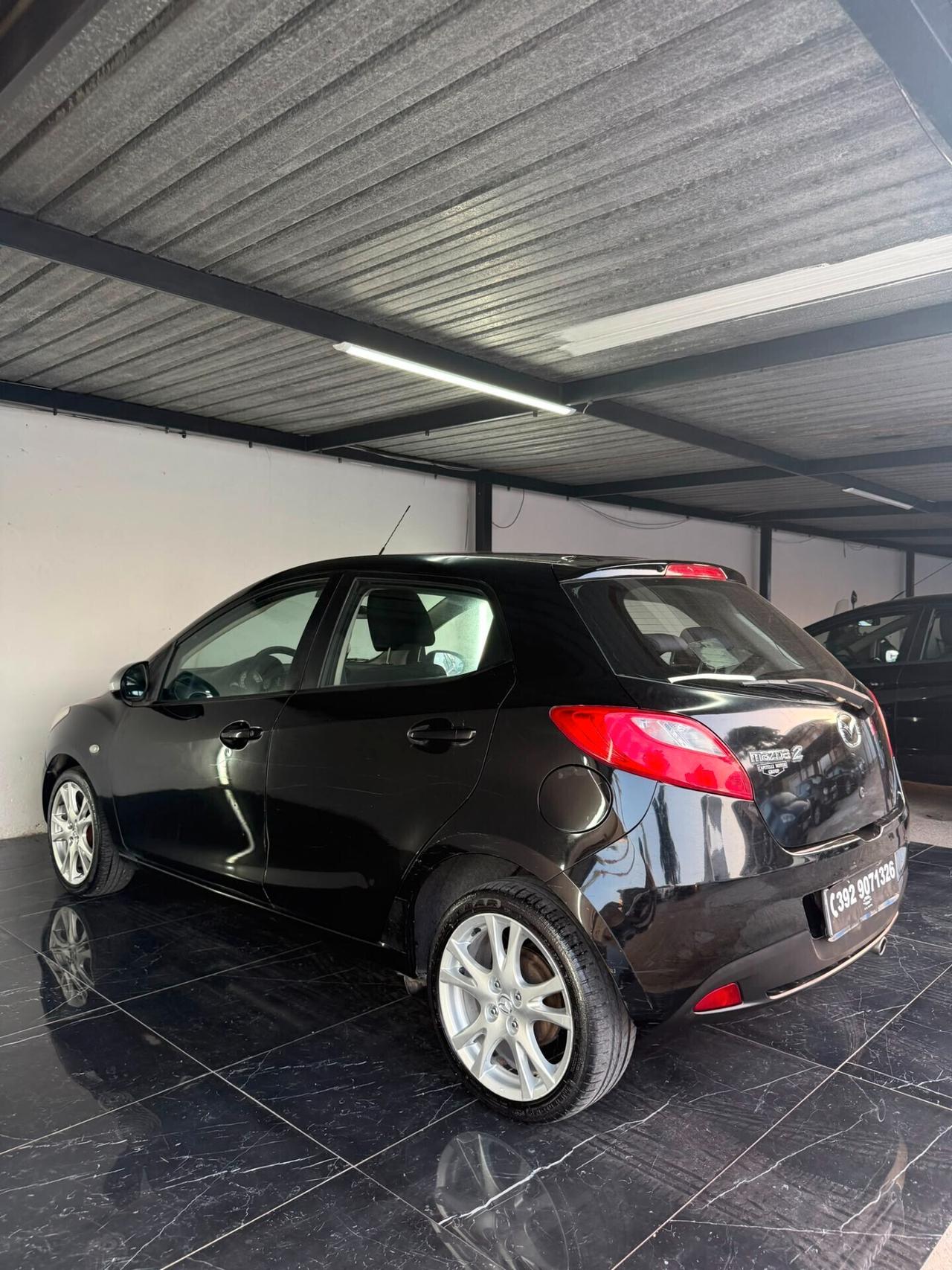 Mazda 2 1.3 16V 86CV 5p. Fun