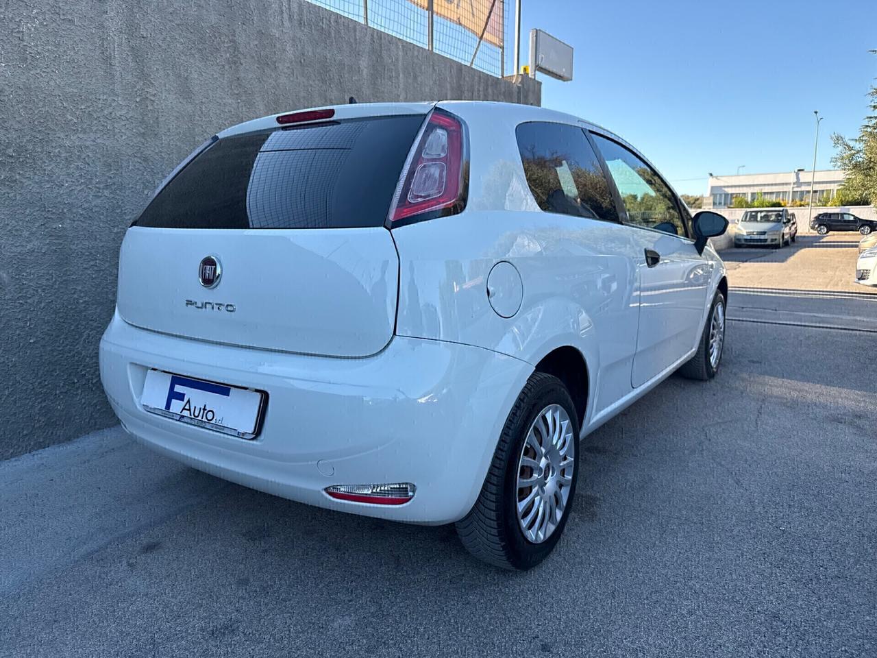 Fiat Punto 1.3 MJT***75CV***3 porte Van 2 posti,clima,comandi al volante,ecc.