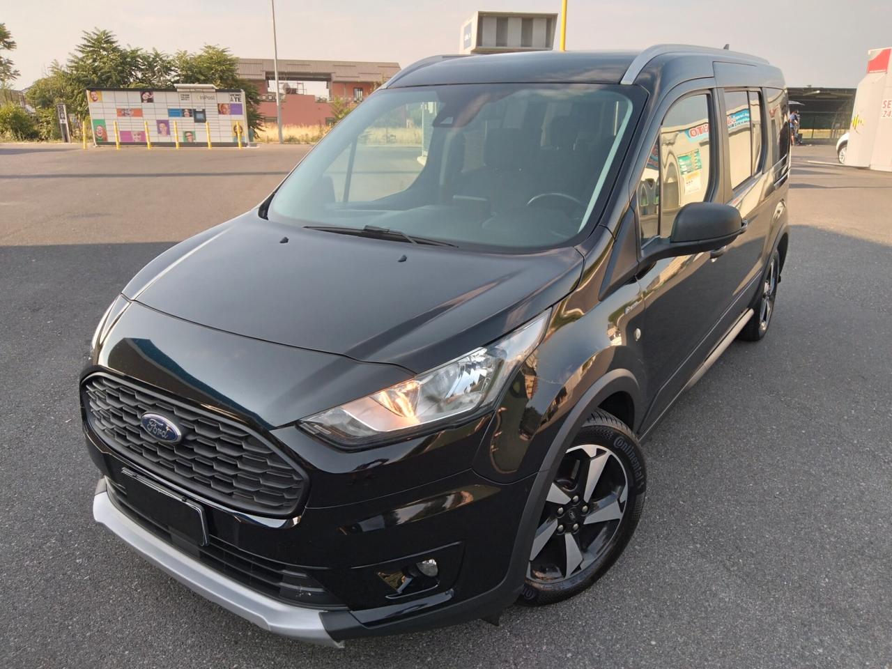 Ford Tourneo Connect Gran Active 1.5 EcoBlue 120 CV S&S Aut.x neopatentati