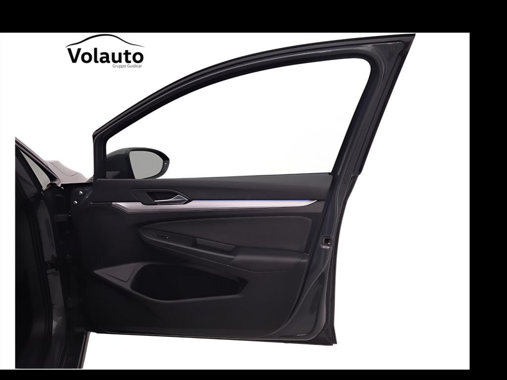 VOLKSWAGEN Golf VIII 2024 - Golf 2.0 tdi Life 115cv