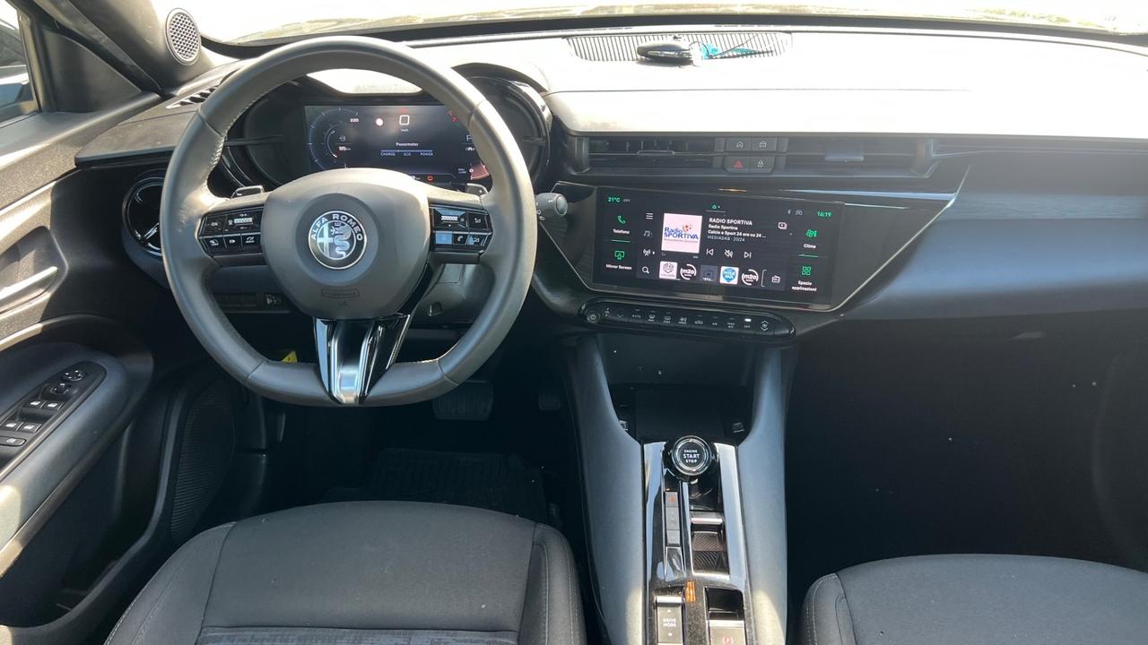 Alfa Romeo Junior 1.2 136 CV Hybrid eDCT6 Speciale