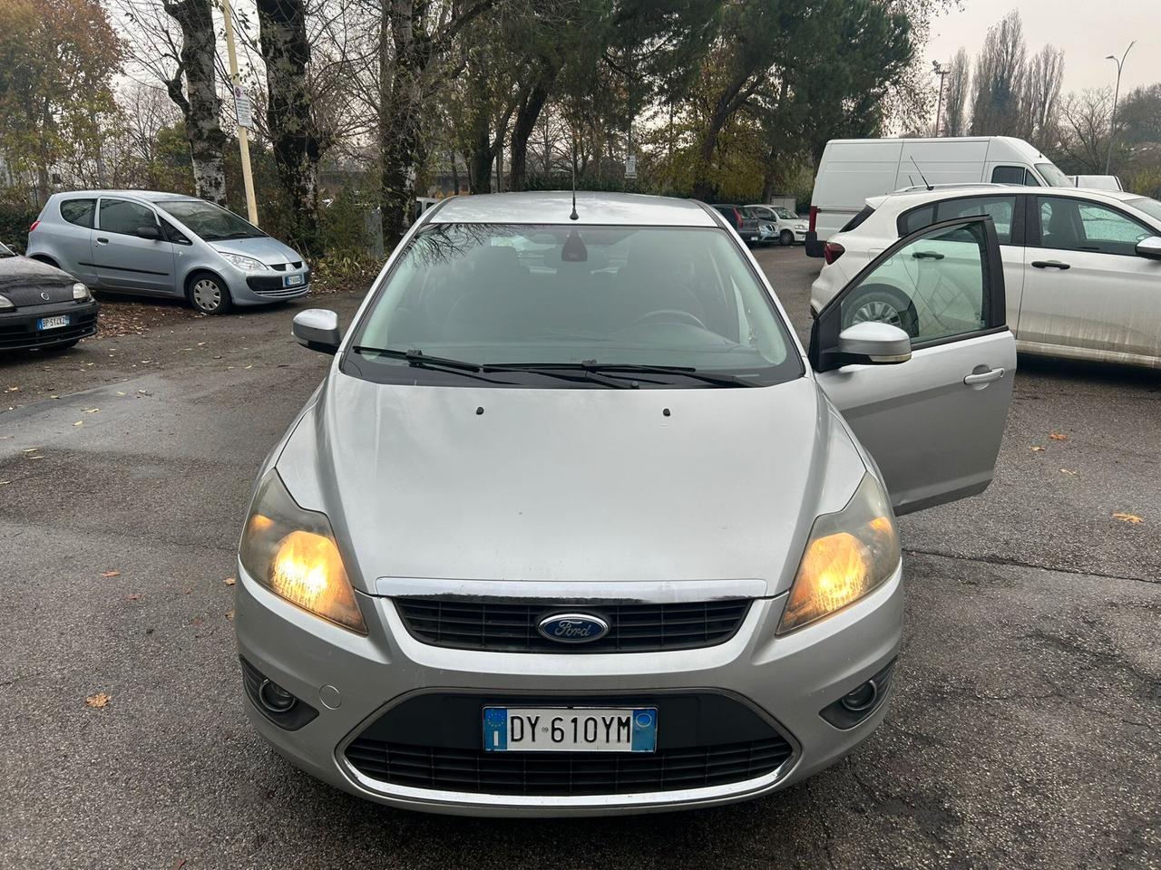 Ford Focus 1.6 (115CV) 5p. Bz.- GPL Titanium