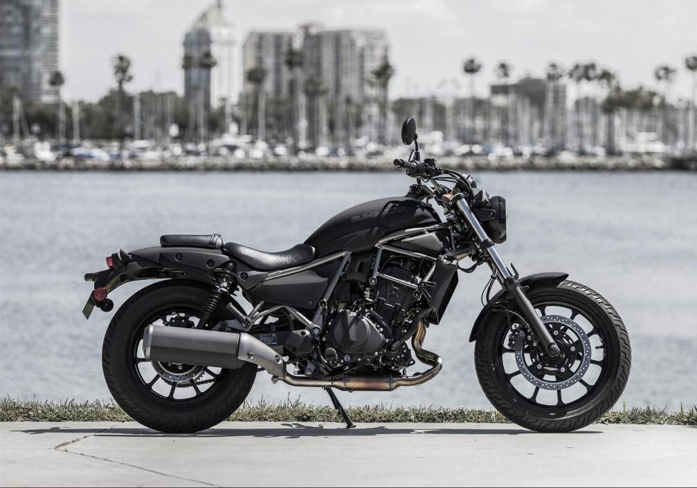 Kawasaki Eliminator 500