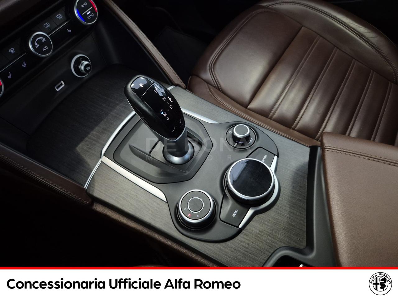 Alfa Romeo Stelvio 2.2 t executive q4 210cv auto my19