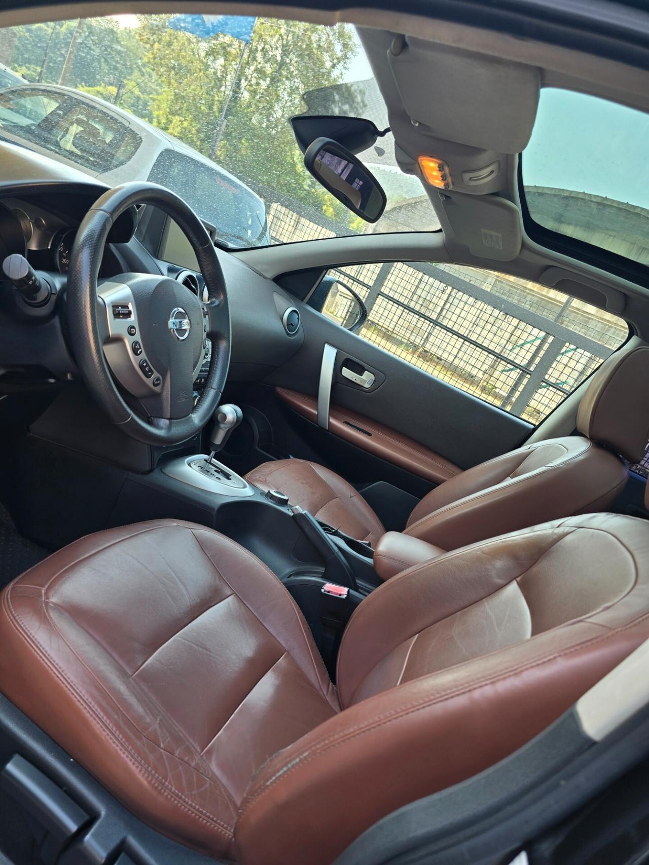 Nissan Qashqai 2.0 dCi DPF Visia 4x4