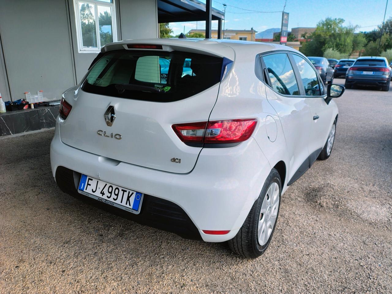 Renault Clio dCi 8V 75CV AUTOCARRO