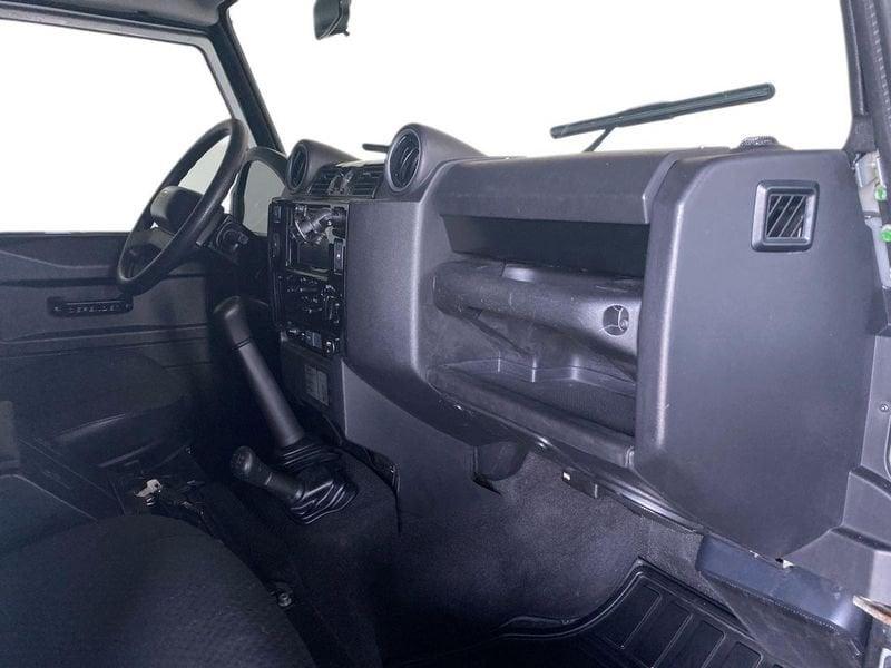 Land Rover Defender Defender 90 2.4 TD4 Station Wagon SE