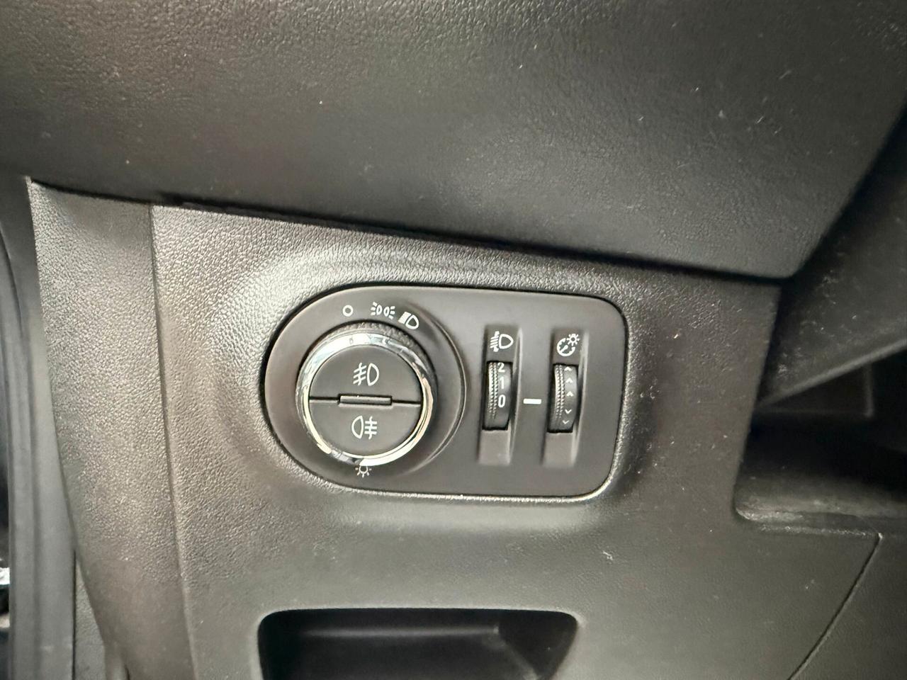 Opel Corsa 1.3 CDTI 5 porte b-Color