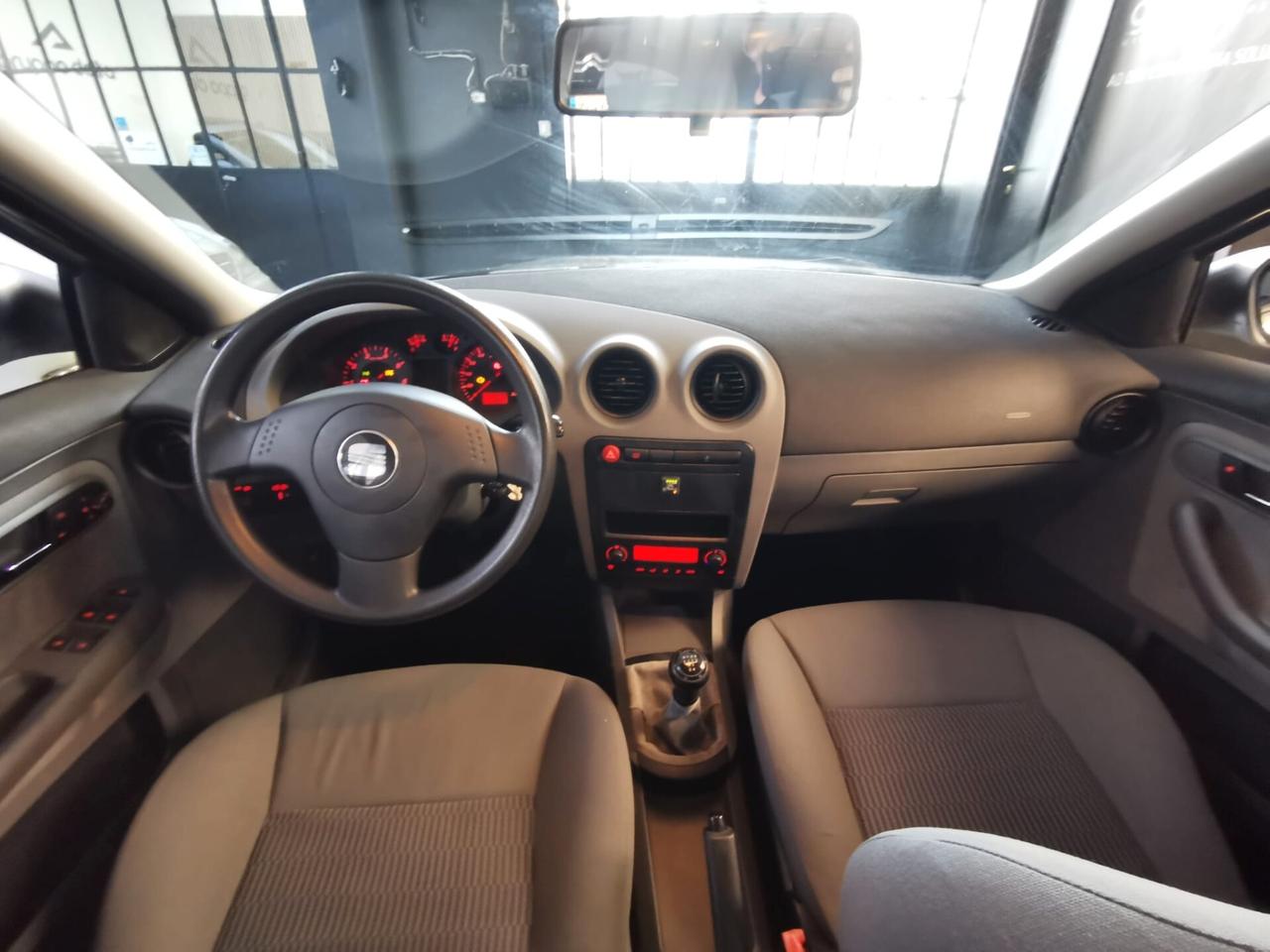 Seat Ibiza 1.4 16V 5p. Signo GPL GARANZIA 12 MESI