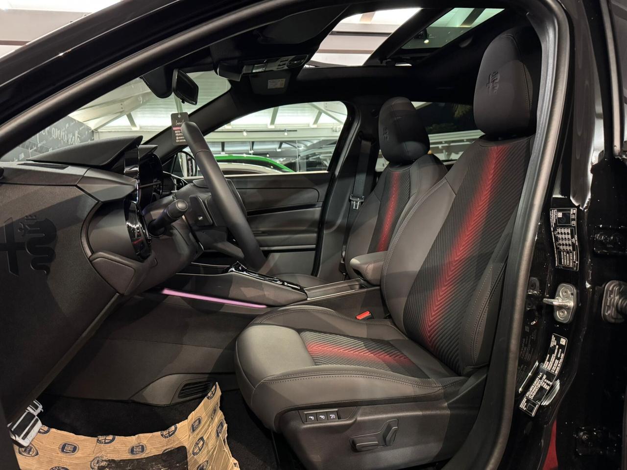 Alfa Romeo Junior 1.2 136 CV Hybrid eDCT6 Speciale