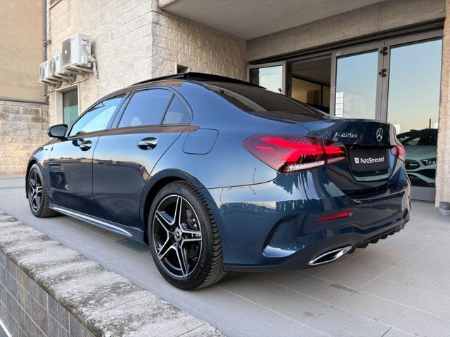 MERCEDES-BENZ A 220 d Automatic Premium Sedan TETTO-PACK NIGHT