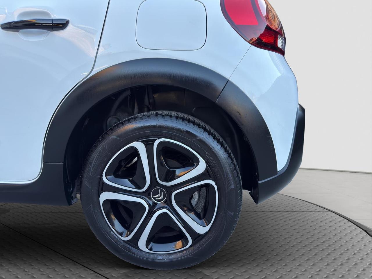 Citroen C3 1.5 Diesel 100cv Shine Pack 2019
